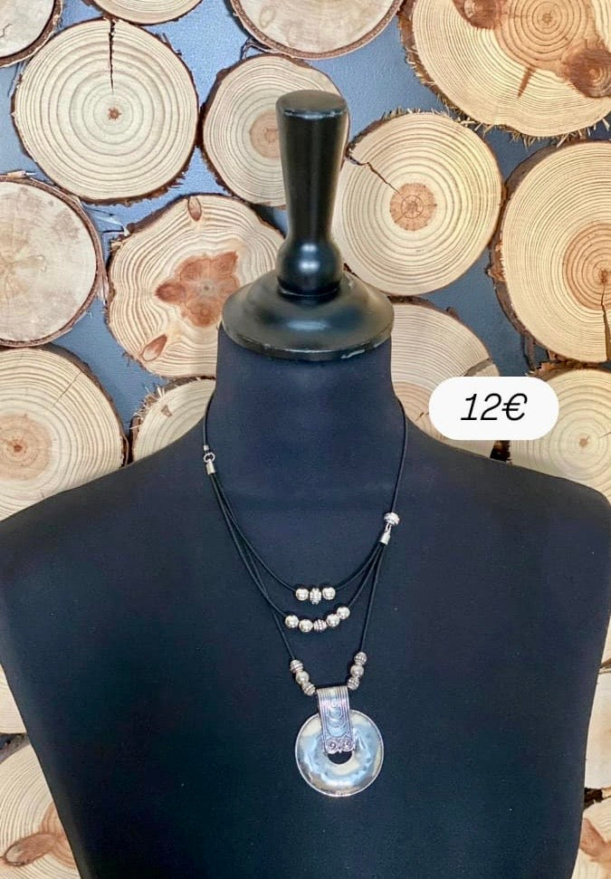 Collar