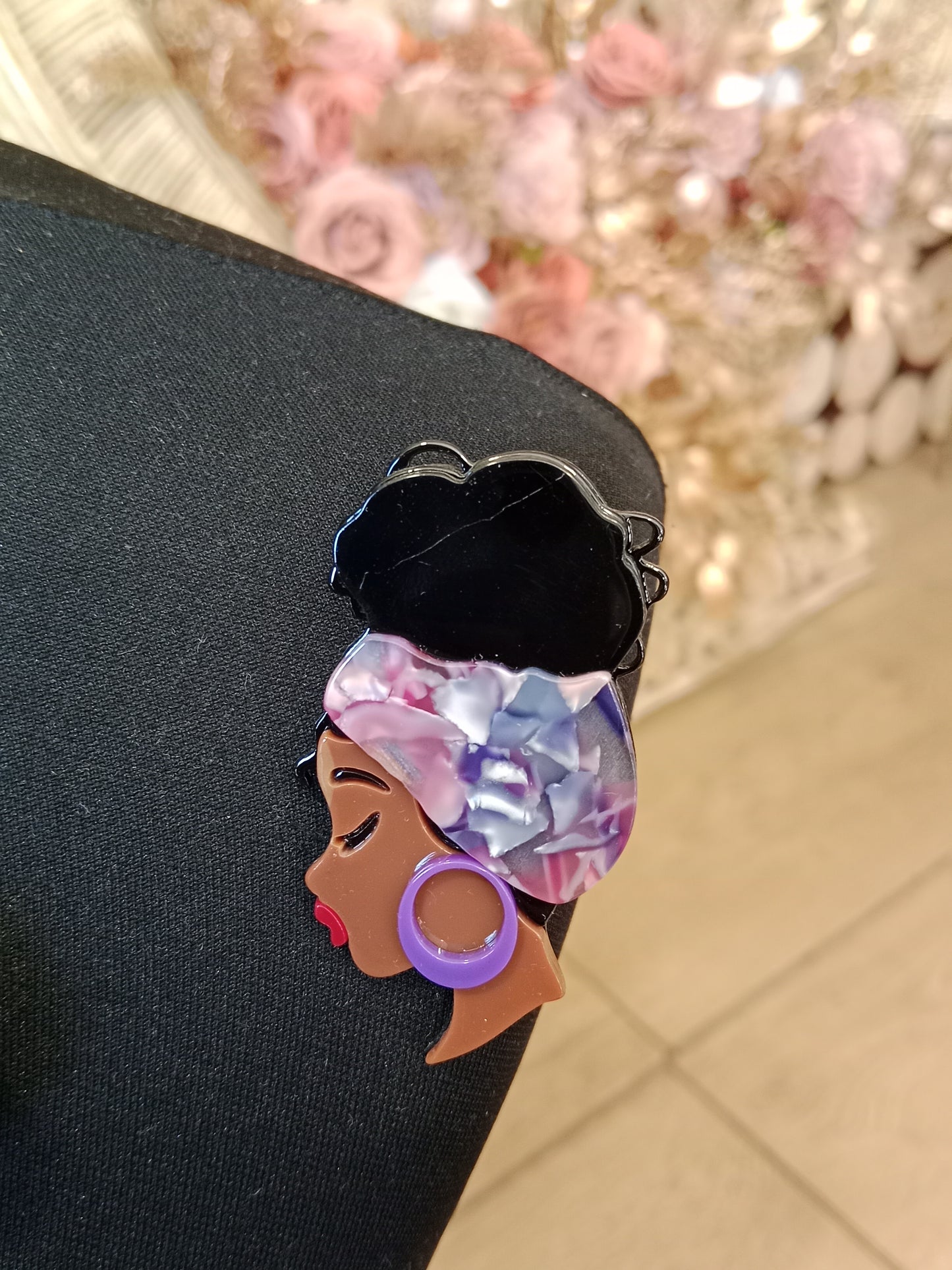 Broche África