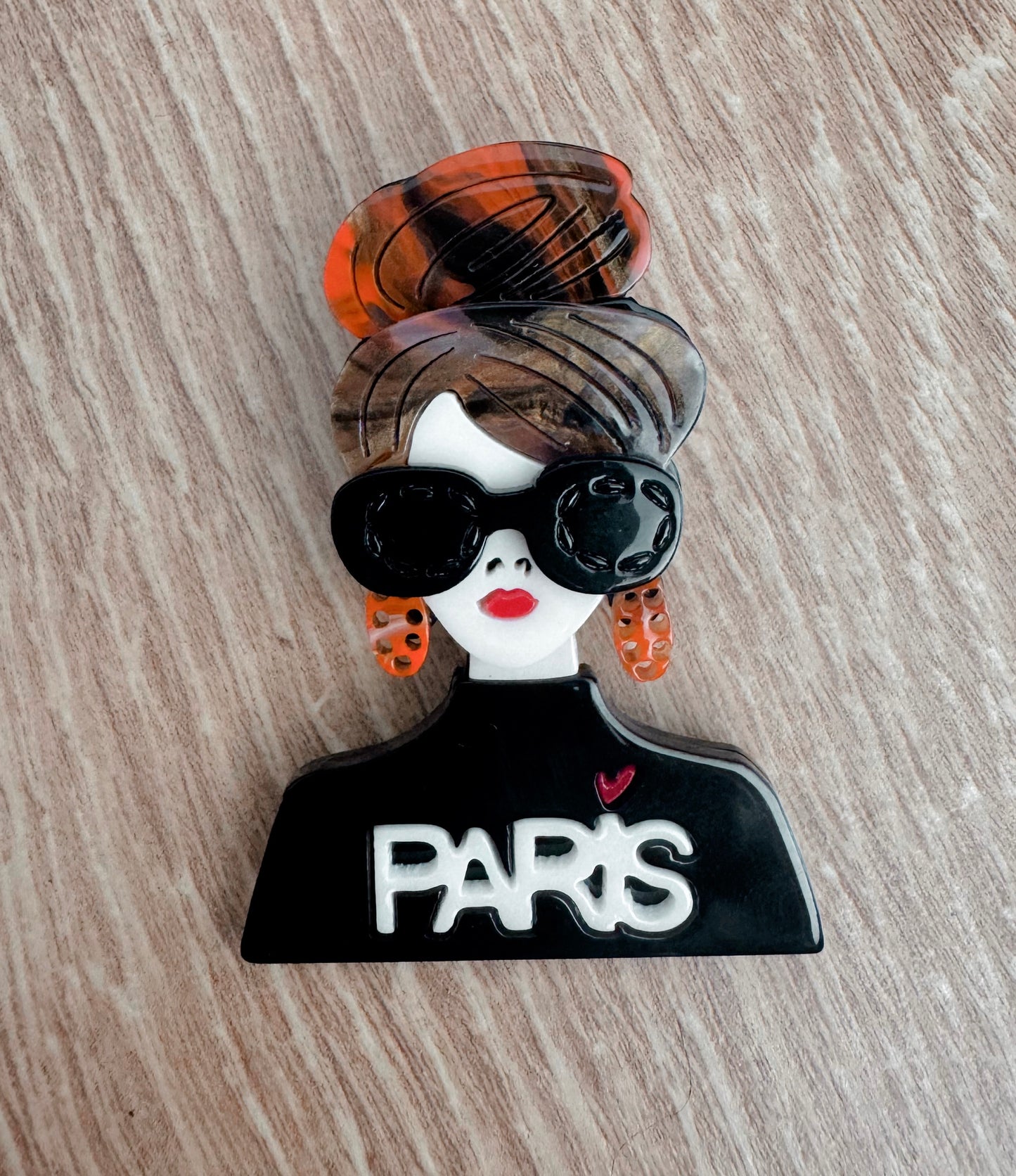 Broche Paris